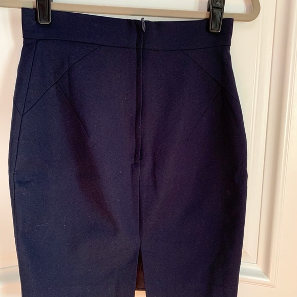 EUC H&M Navy Pencil Skirt - Picture 2 of 3